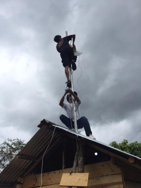 File:Tower bukit.jpeg