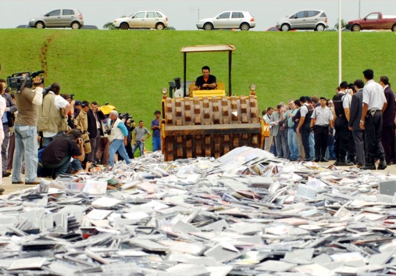 File:Destroy Cds137833.jpg