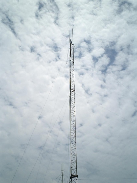 File:Tower-isp-kecil.jpg